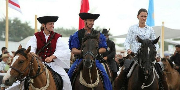 4. Dünya Göçebe Oyunları tanıtım toplantısı yapıldı! Mehmet Kasapoğlu açıklamalarda bulundu