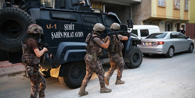 4 ilde şafak operasyonu! Çok sayıda gözaltı var