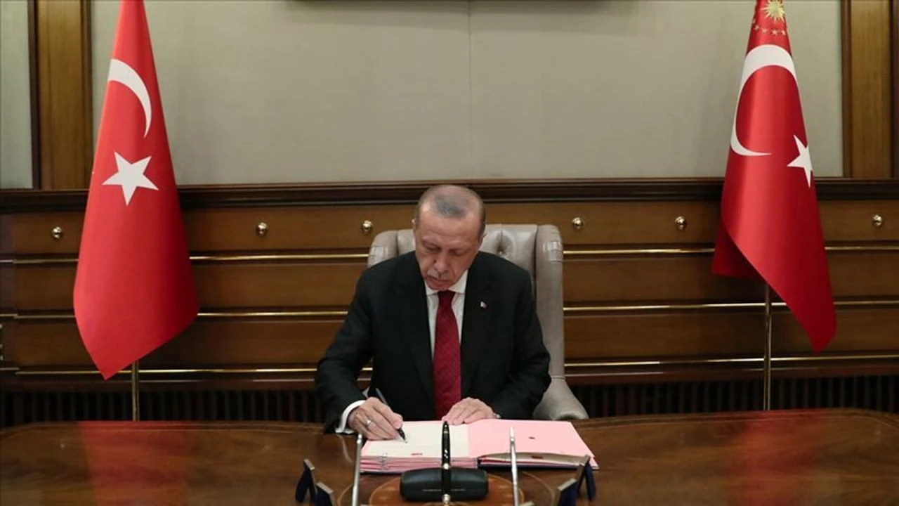 4 ilin valisi, 7 ilin emniyet müdürü değişti!