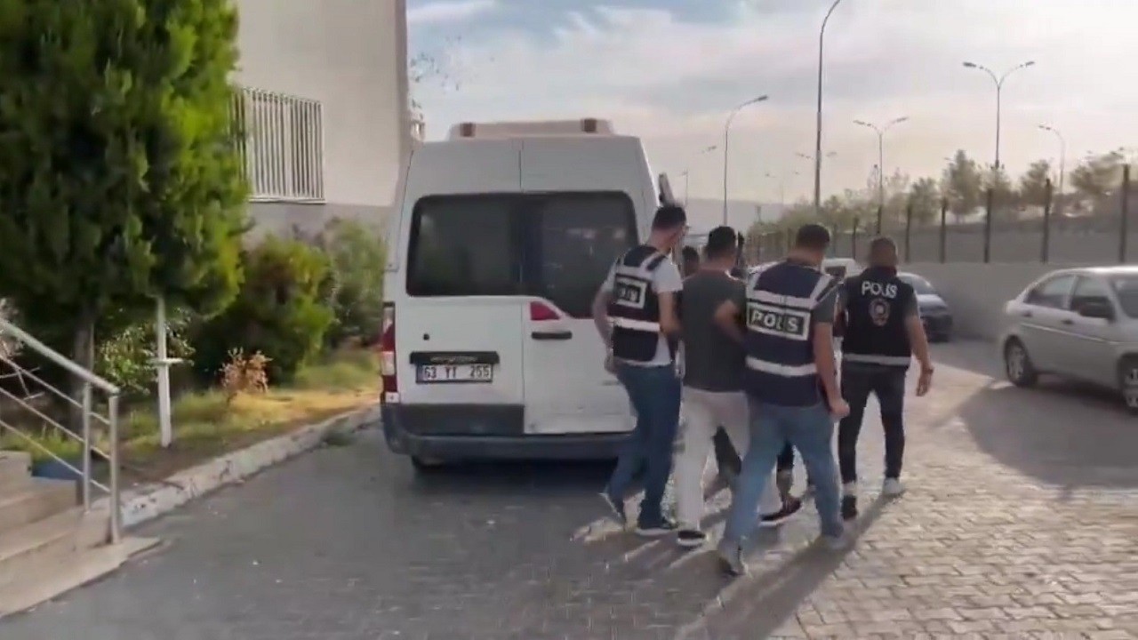 4 kişiyi 25 milyon TL dolandırdı