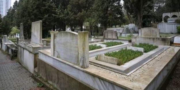 4 metrekare mezara 29 bin TL istedi!