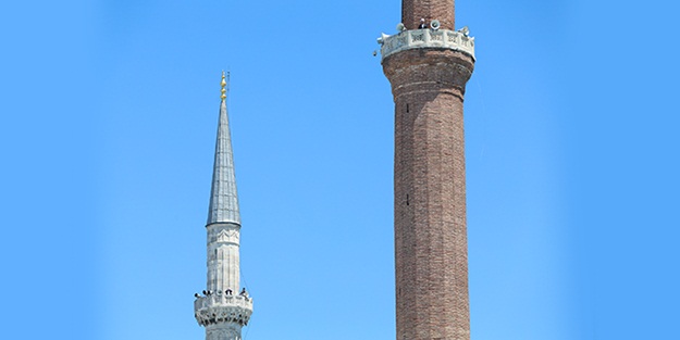 4 minarede 4 müezzin semayı inletti! İşte sebebi