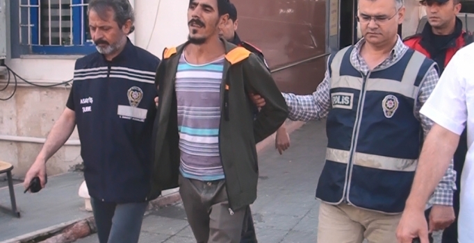 4 yıldır aranan cezaevi firarisi kafede enselendi