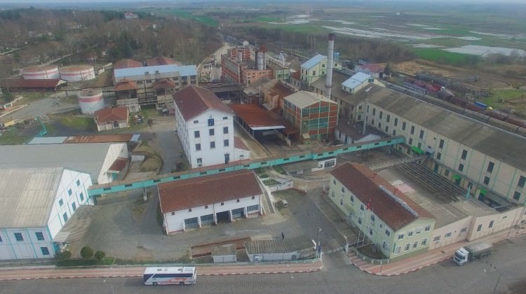 4 yıldır çalışmayan fabrikayı işçiler çalıştırdı