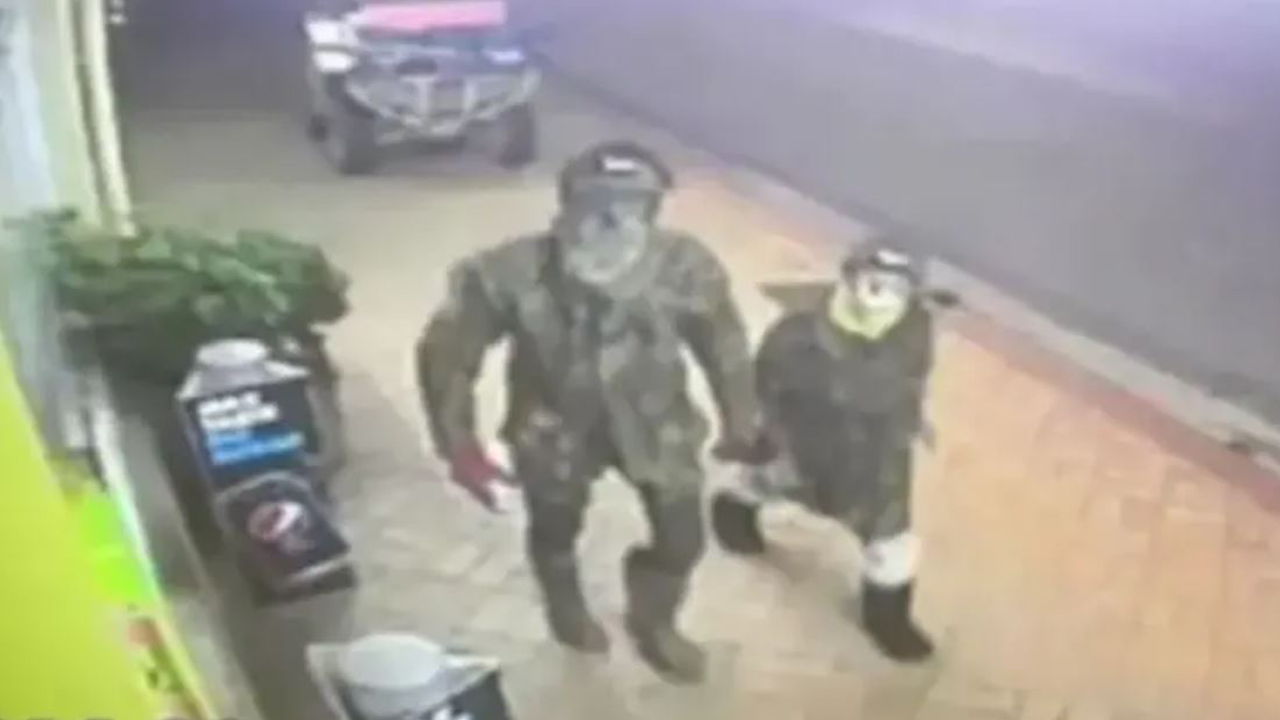 4 yıldır dükkanları soyup polisle çatışıyordu! Mağara adamı öldürüldü