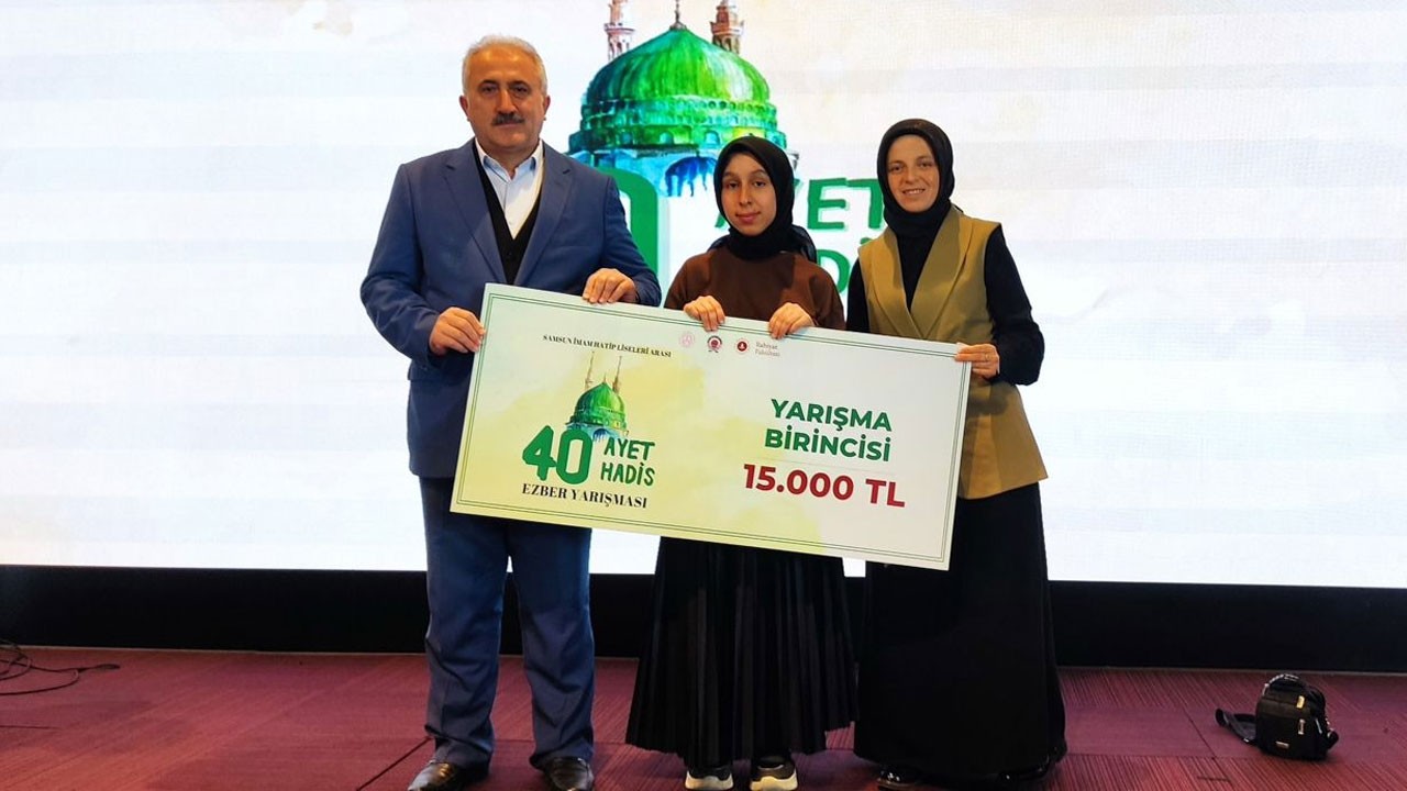 40 Ayet 40 Hadis Ezberleme Yarışması”nda birinci oldu