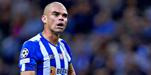 40 yaşında transfer olacak! Hem de en sevdiğinin yanına... Sessizliğini bozdu!