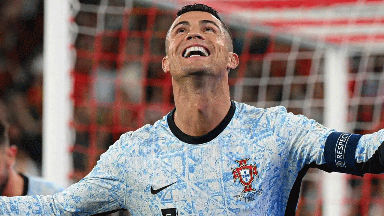 40 yaşındaki Ronaldo 942'nci golüne ulaştı