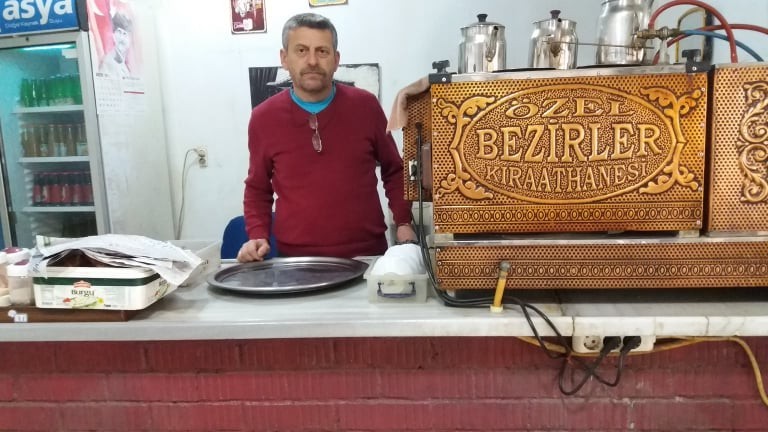 40 yıllık esnaf herkese örnek oldu 