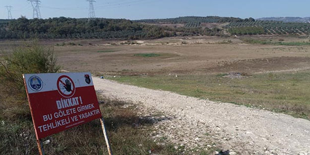 40 yıllık gölette su kalmadı! Vatandaşlar tedirgin...