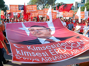 Öğretmenimiz ve liderimiz Erdoğan’dır