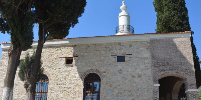 Tarihi cami yok olmaktan kurtarıldı