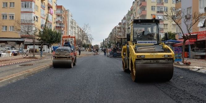Muratpaşa Belediyesi Zambak Caddesi’ndeki çalışmalarını tamamladı