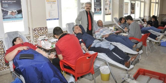 Selçuk’tan Kızılay’a kan bağışı