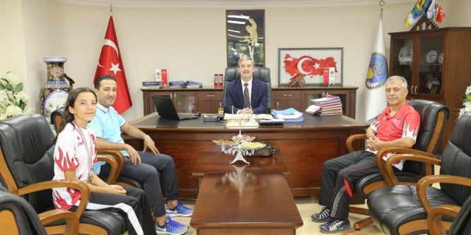 Başkan Şirin Türkiye 3.’sü Edanur’u makamında ağırladı