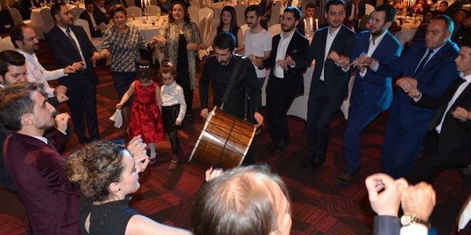 Avukatlar stres attı