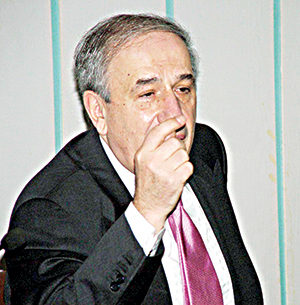 Gürüz YÖK’ü maşa yapmış