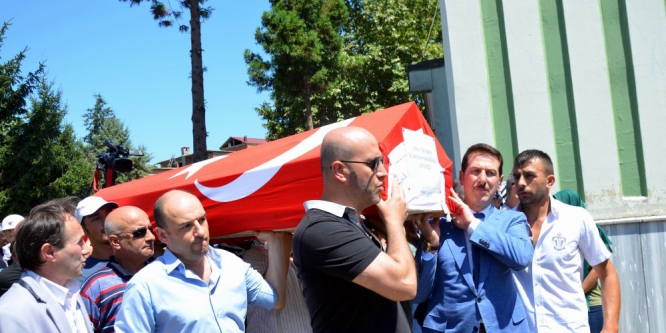 İntihar eden emniyet müdürü toprağa verildi