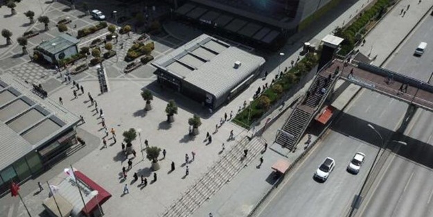 42 gün sonra sokağa çıkan gençler bakın nereye koştu