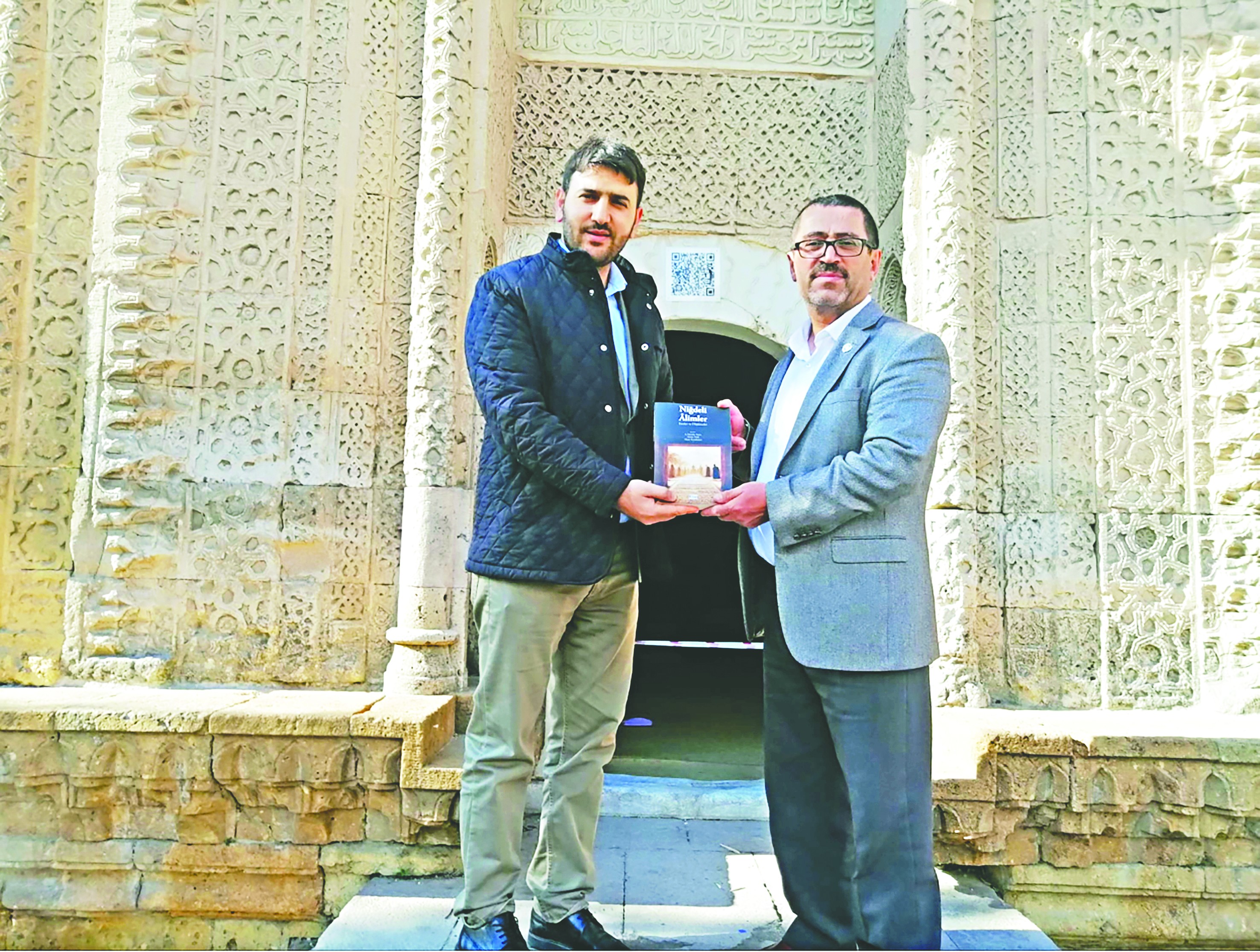 420 sayfalık eser! ‘Niğdeli Âlimler: Eserler ve Düşünceler’ isimli kitap çıktı