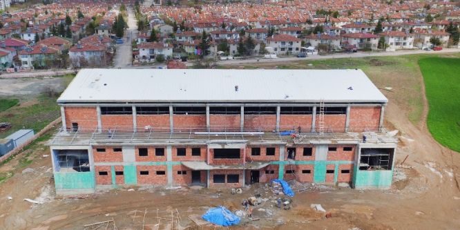 15 Temmuz şehitleri spor salonunun kaba inşası tamamlandı