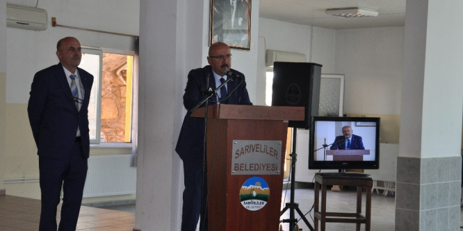 Sarıveliler’de Karacaoğlan Konferansı yapıldı