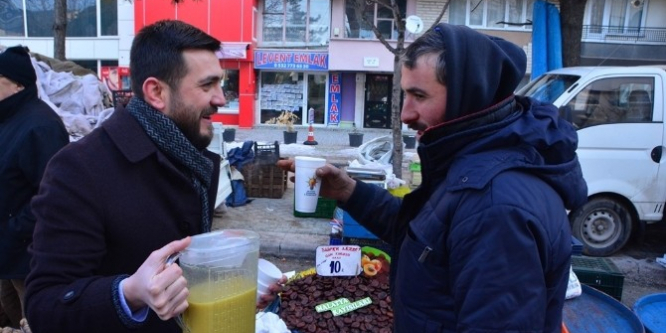 Pazar esnafına sıcak çorba ikram edildi