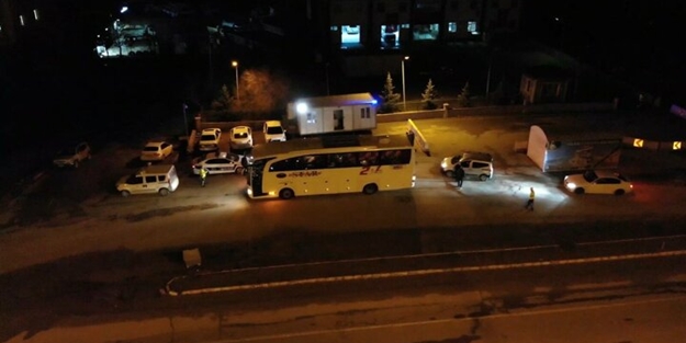 Otobüs ve özel araçlar tek tek durduruldu!