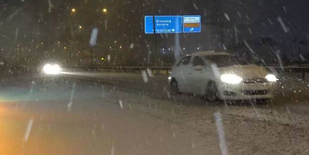43 ilin geçiş güzergahında yoğun kar yağışı