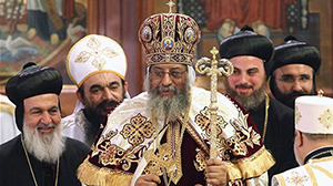 Ortodoks Kilisesi, muhalifler ile ordudan yana tavır aldı