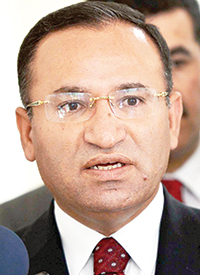 ‘Askeri darbeler asla meşru görülemez’