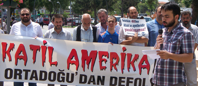 Mursi’yi destekliyoruz