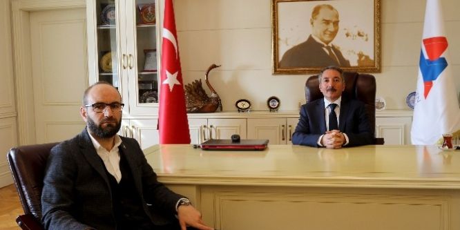 AK Partili Başkan’ndan Rektör Karabulut’a ziyaret