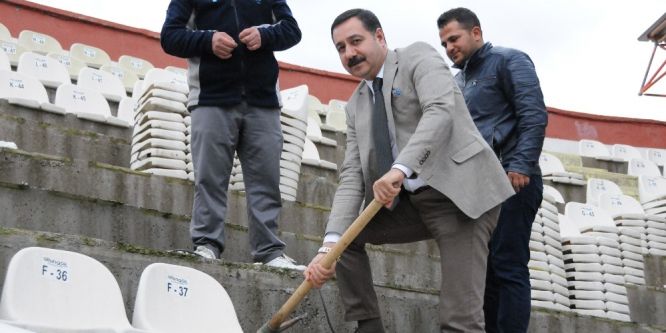 Yeni stadyum için ilk kazma vuruldu