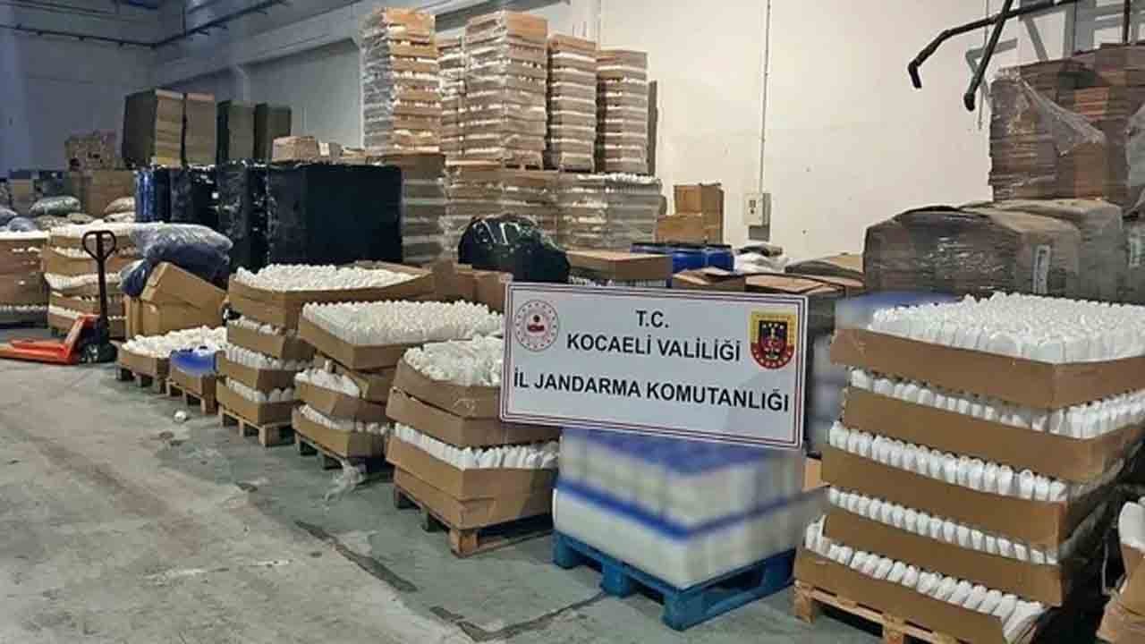 44 bin kutu sahte şampuan ele geçirildi Saç dökmek için birebir!
