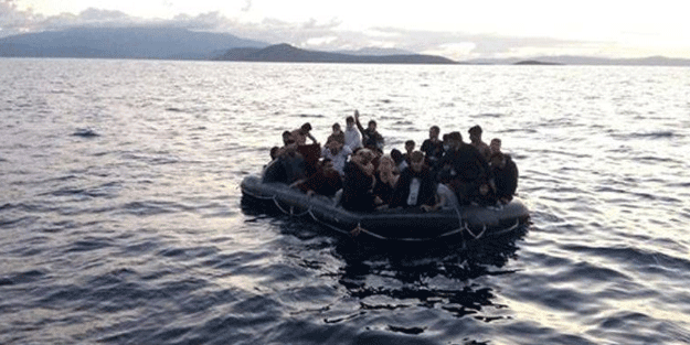 44 düzensiz göçmen kurtarıldı