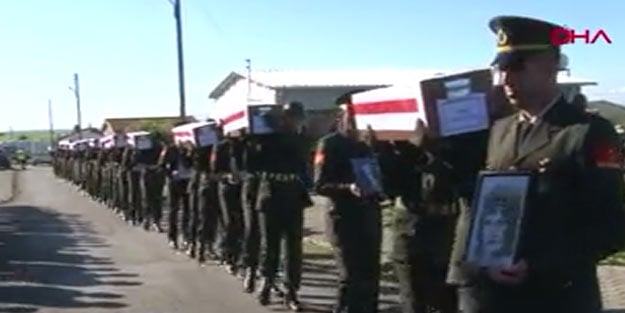 44 yıl önce Kıbrıs'ta şehit edilen 15 Türk, törenle defnedildi