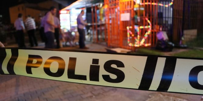 Adana’da büfeye silahlı saldırı: 1 ölü