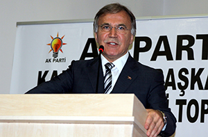 Şahin: Kılıçdaroğlu Anayasa’nın işine gelen maddelerini okuyor