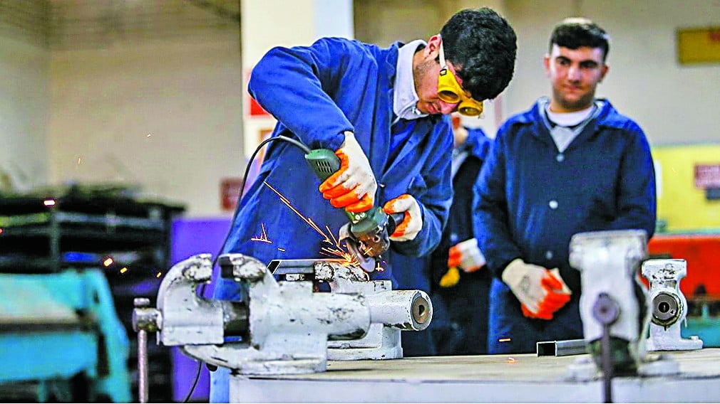 4+4+4 mesleki eğitim ve sosyal yapıyı baltalıyor! Diploma var meslek yok