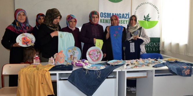 Atıkları sanat eserine dönüştürüyorlar