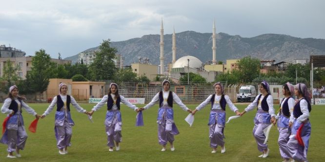 Kozan’da 19 Mayıs coşkuyla kutlandı