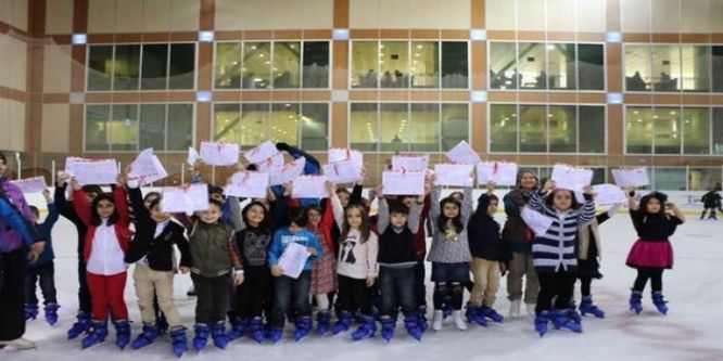 İBB’den öğrencilere karne hediyesi