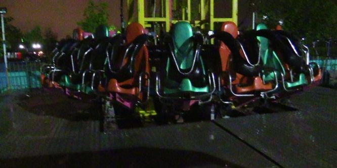 Lunaparkta asansör yere çakıldı: 10 yaralı