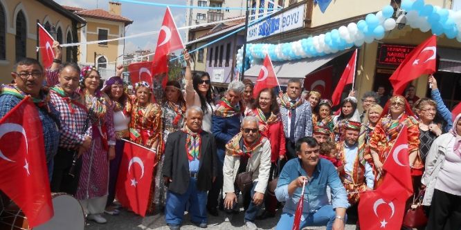 Kayı Boyu Derneği’nin yeni yeri törele açıldı