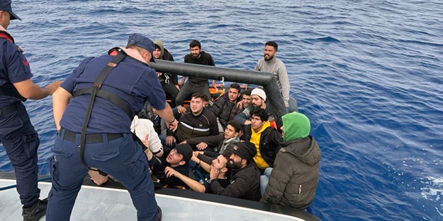 46 düzensiz göçmen kurtarıldı