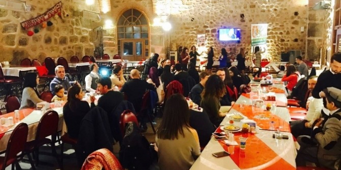 Samsun'da tarihi mekanda moral yemeği