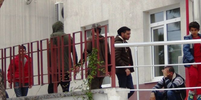Ayvalık’ta 16 Suriyeli göçmen yakalandı
