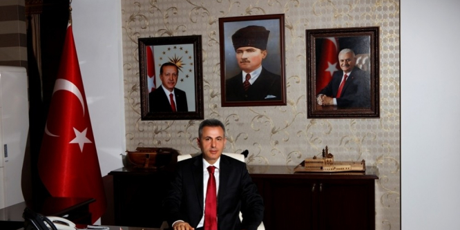 Ağrılılar demokrasi nöbeti tutacak