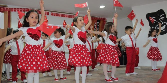 Elazığ’da 23 Nisan kutlamaları